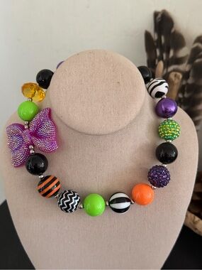 Vintage multi Color Big Beads & Oversized Bow Halloween Style Necklace
